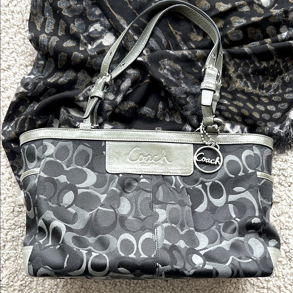 Authentic Coach Gray Signature East West Gallery Tote